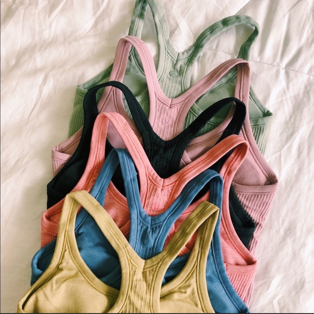 ISO !!! lululemon ebb to street